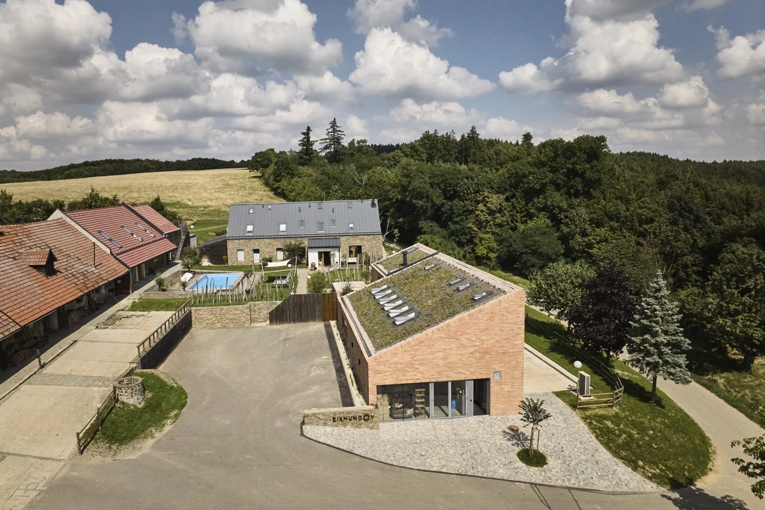 63c7ca51-5003-4cd4-97f9-cbd7631c9c92